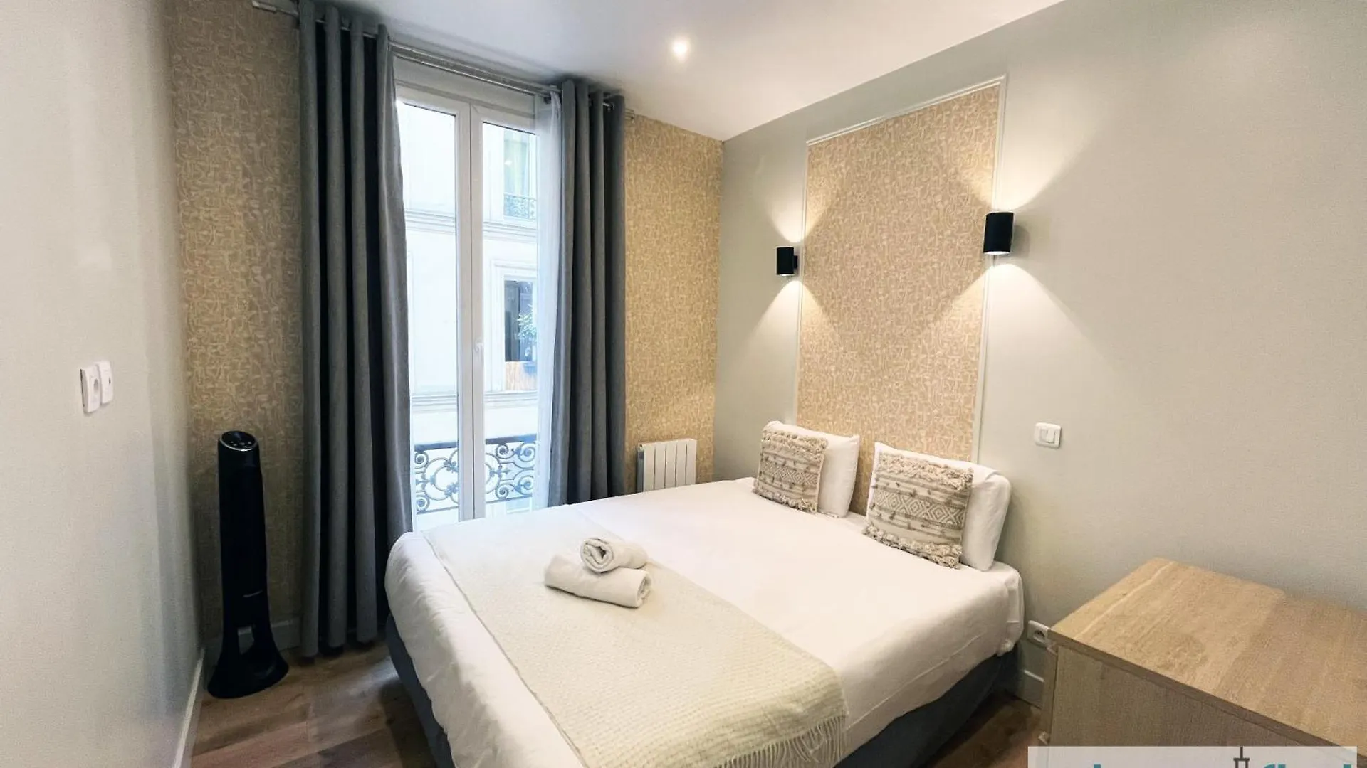 23 - Charming Parisian Flat In Paris Apartment