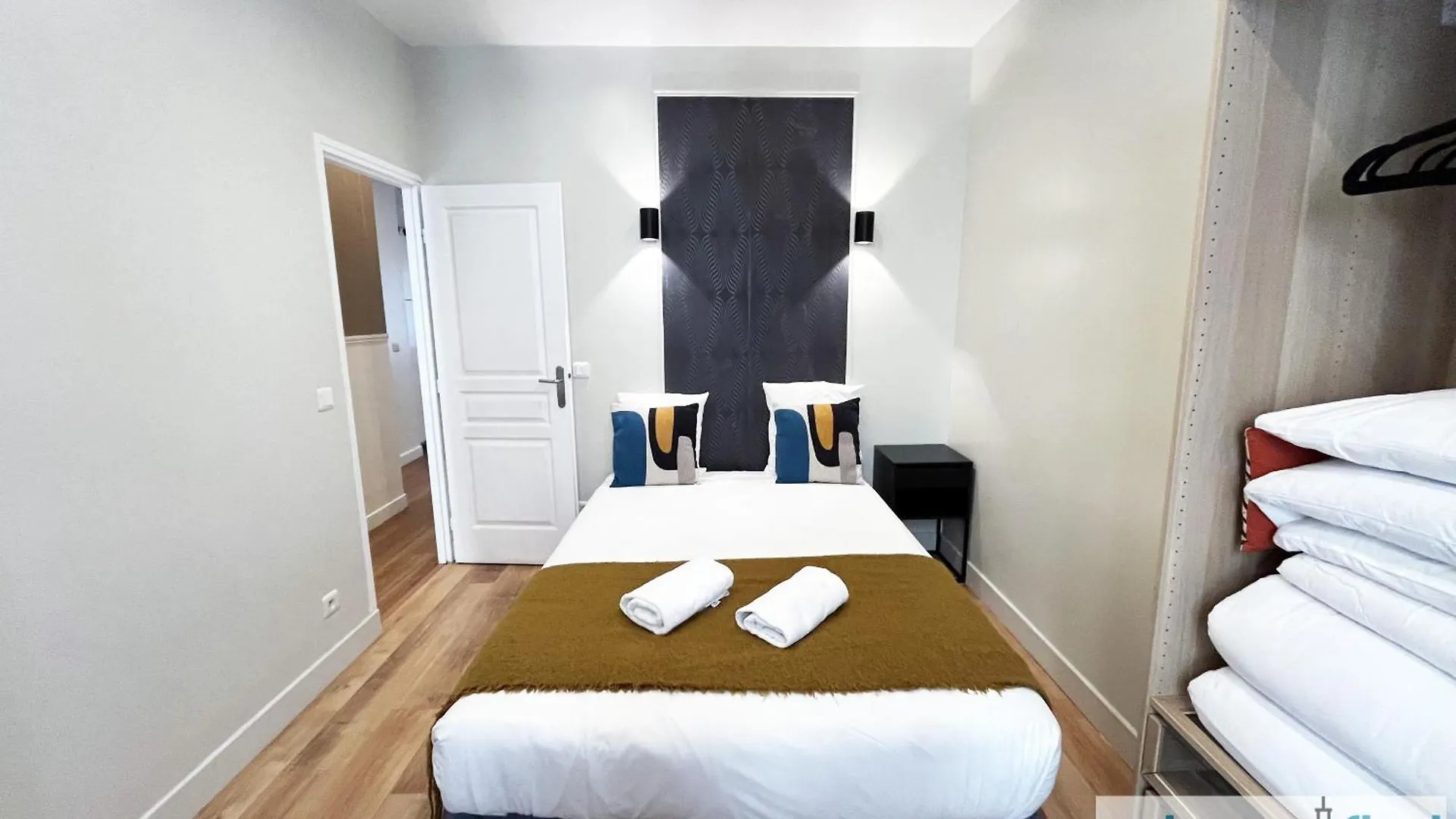 23 - Charming Parisian Flat In Paris Apartment 0*,  France